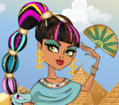 Cleo De Nile Hairstyle